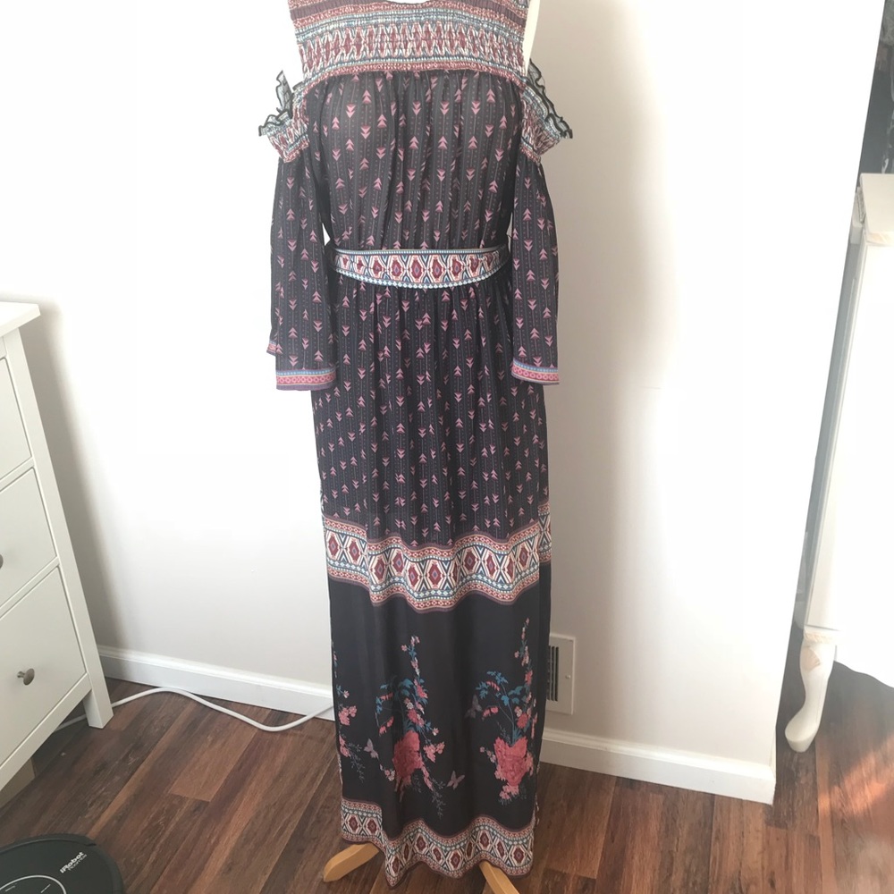 New Flying Tomato Boho Maxi Dress w/ Cold Shoulder